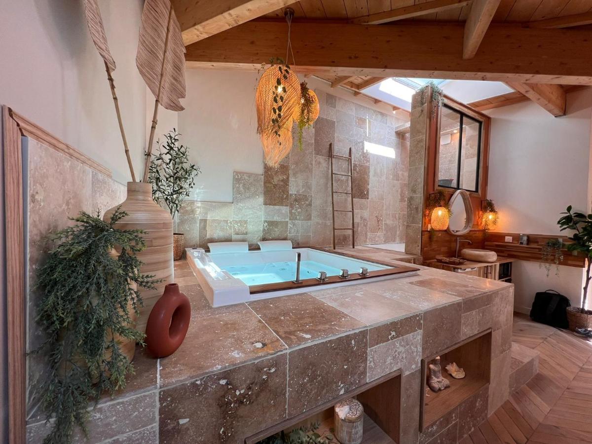 Suite Bali Les Petits Plaisirs 앙제 외부 사진
